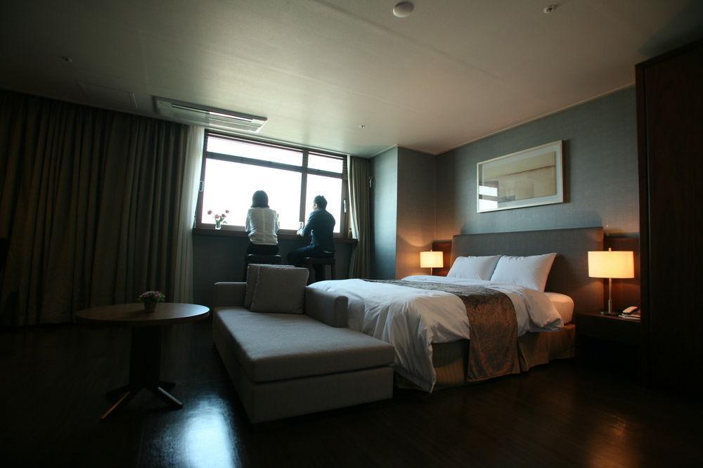 Hyunjin Tourist Hotel Tonghae Luaran gambar