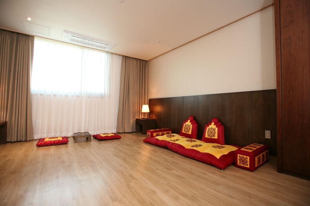Hyunjin Tourist Hotel Tonghae Luaran gambar